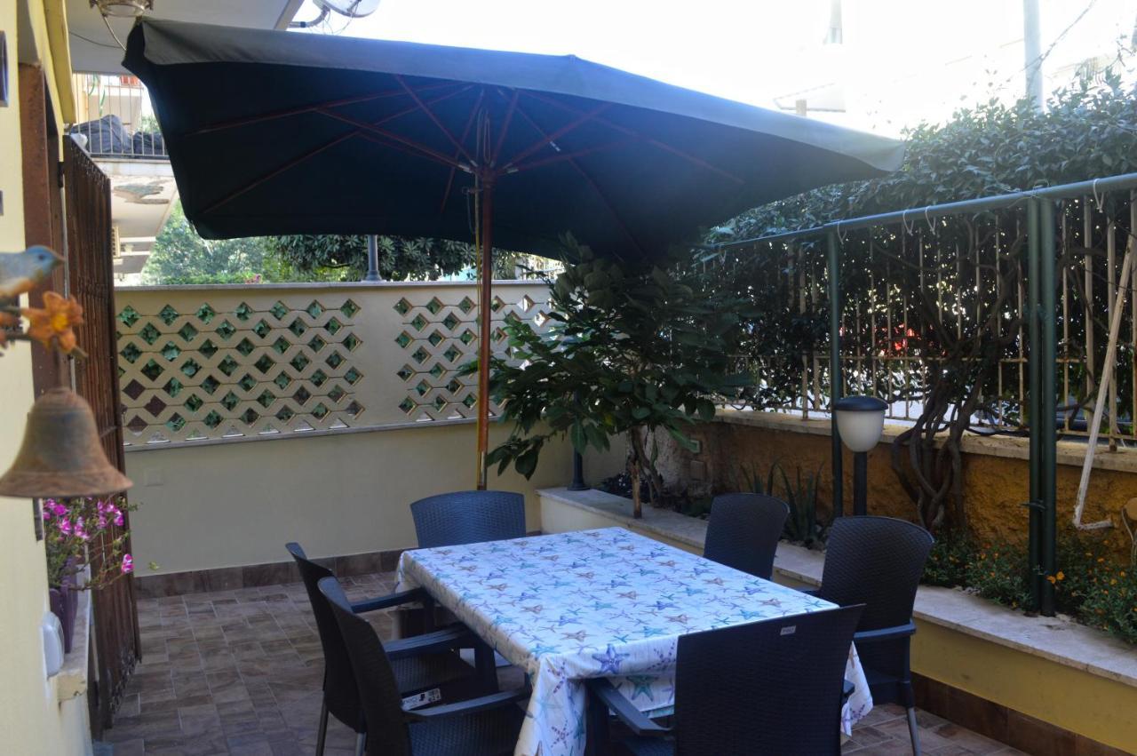 Appartamento In Via Calvi Lido di Ostia Luaran gambar